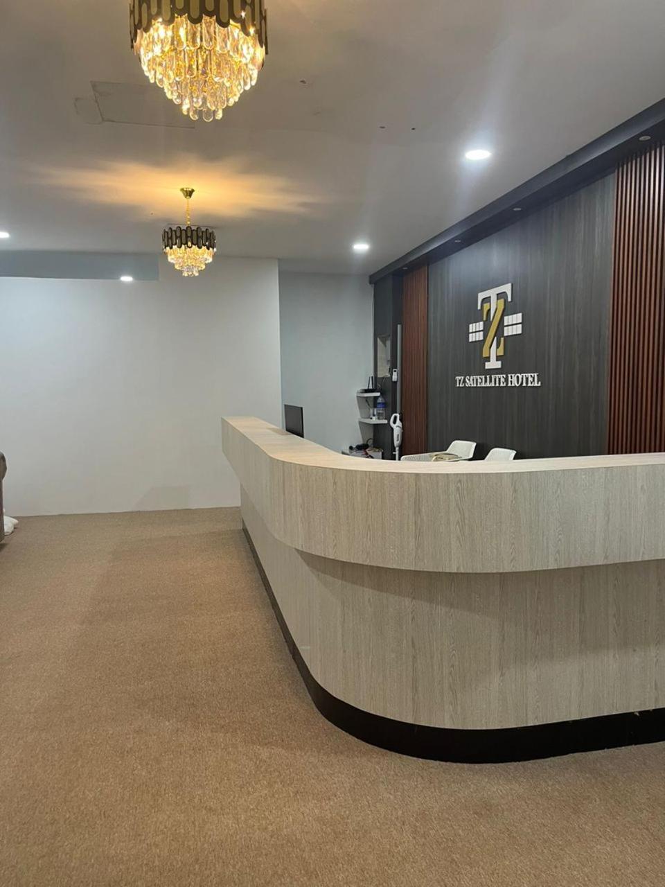 Tz Satellite Hotel, Кота Бару Екстериор снимка